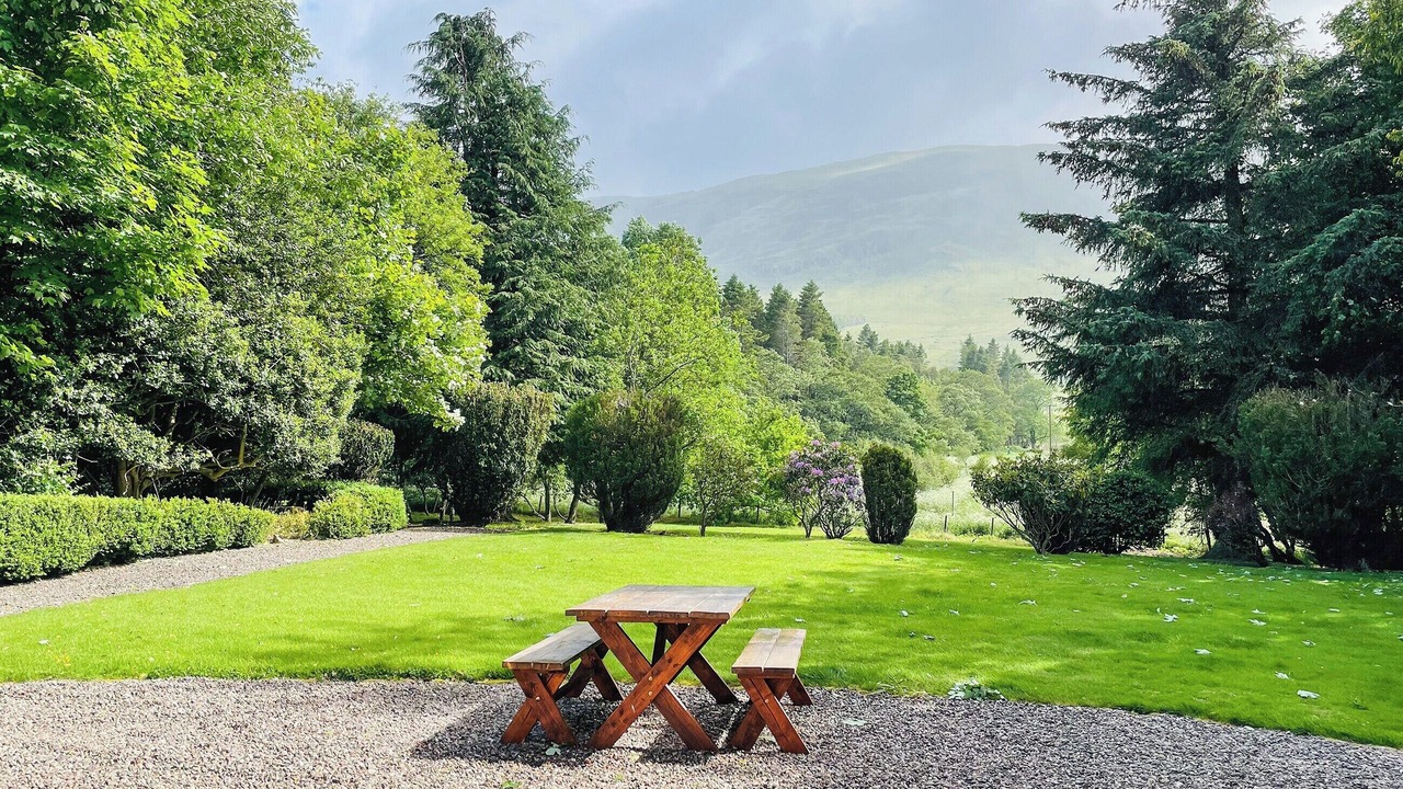 Photo of Others in Clova