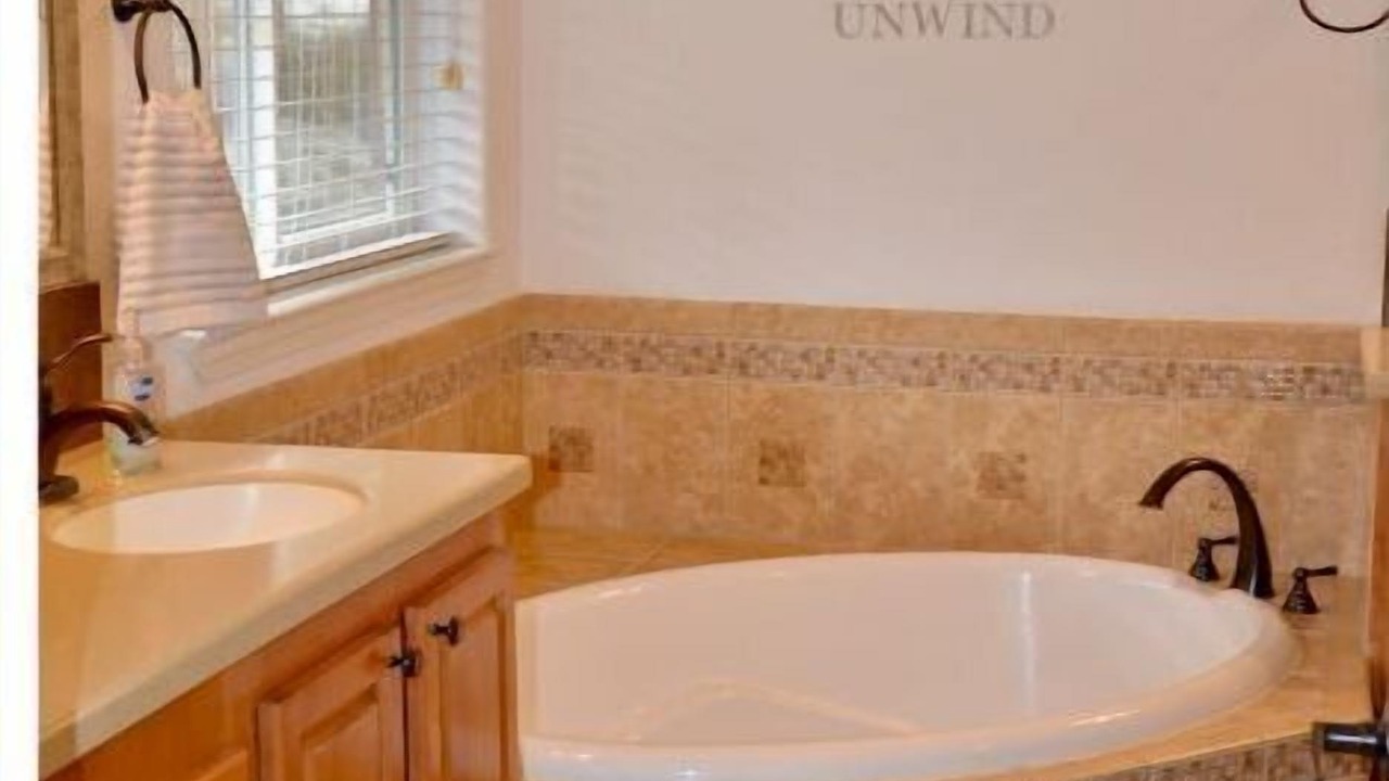 Photo of Bathroom in Davenport