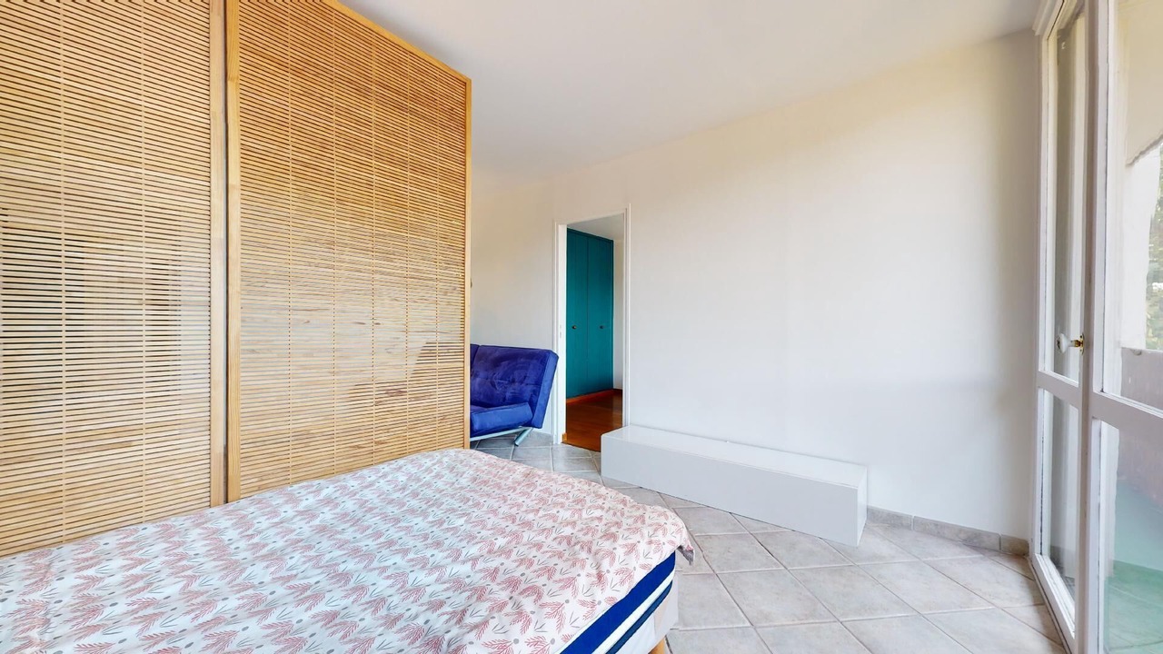 Photo of Bedroom in Cergy