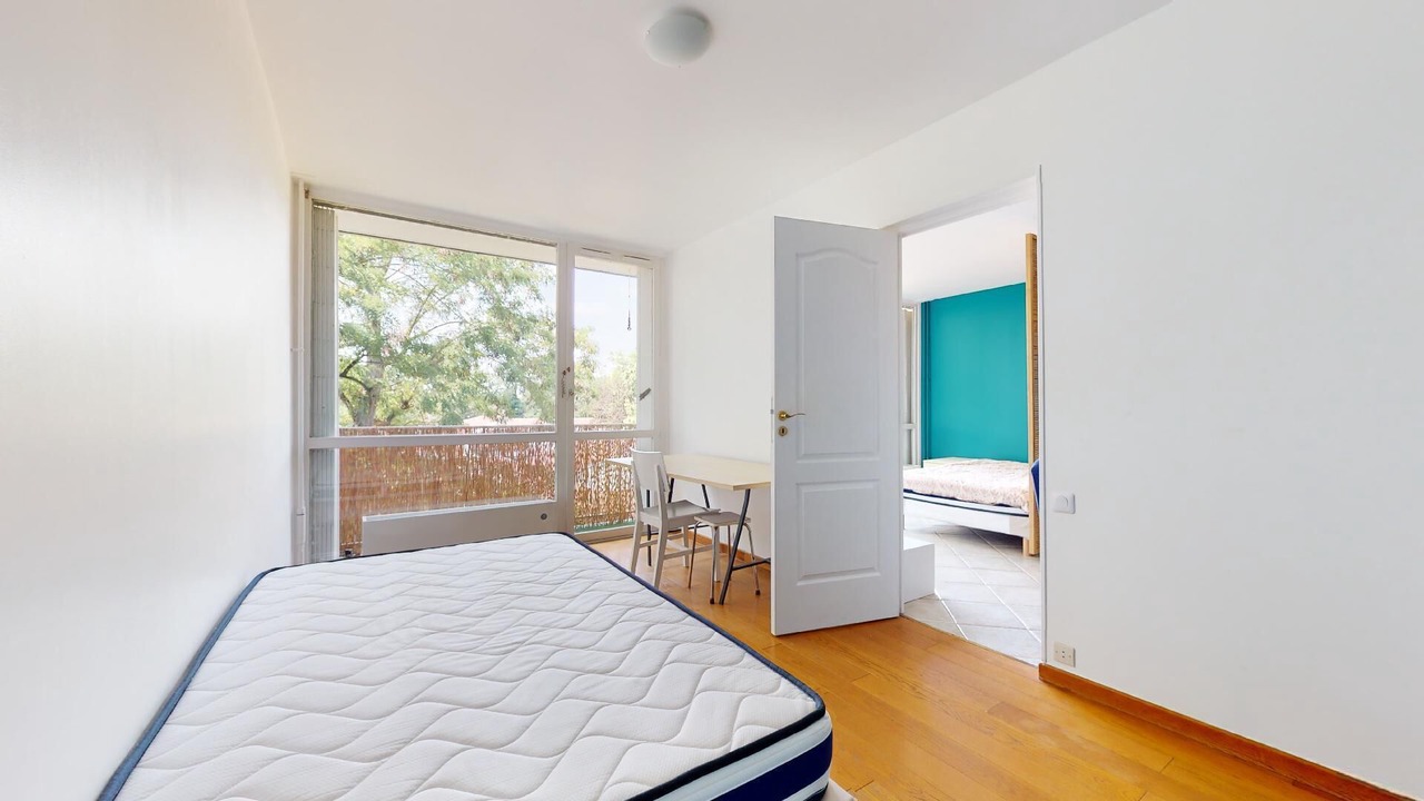 Photo of Bedroom in Cergy