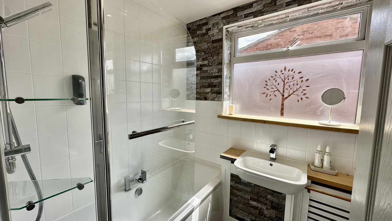 Photo of Bathroom in Royal Leamington Spa
