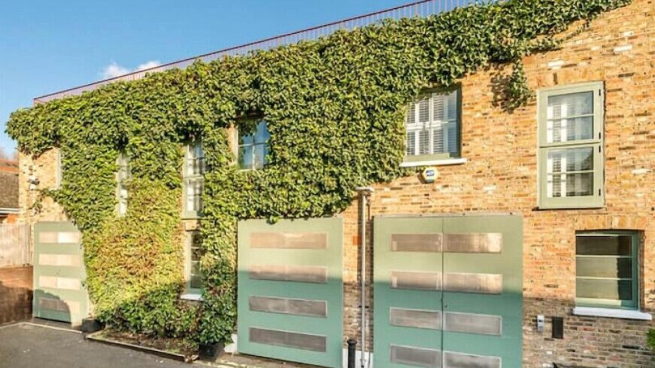 Photo of Outdoor in Notting Dale