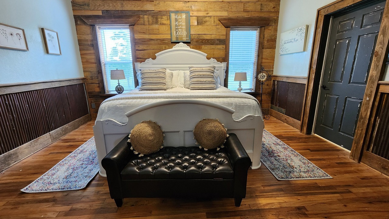 Photo of Bedroom in Bryan