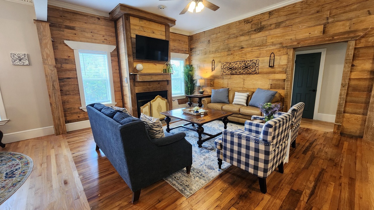 Photo of Bedroom in Bryan