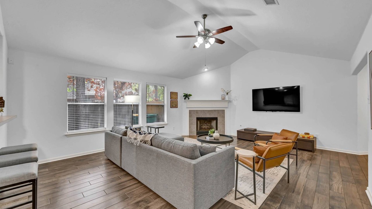 Photo of Bedroom in College Park