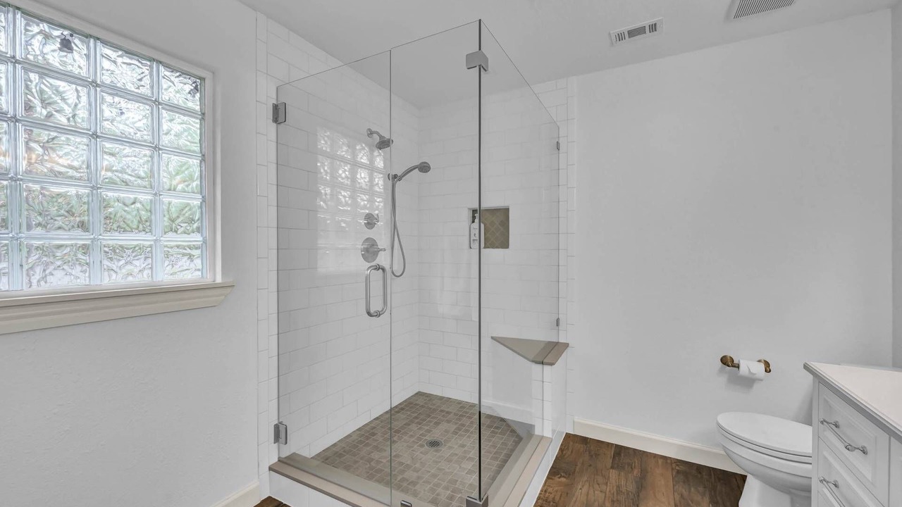 Photo of Bathroom in College Park