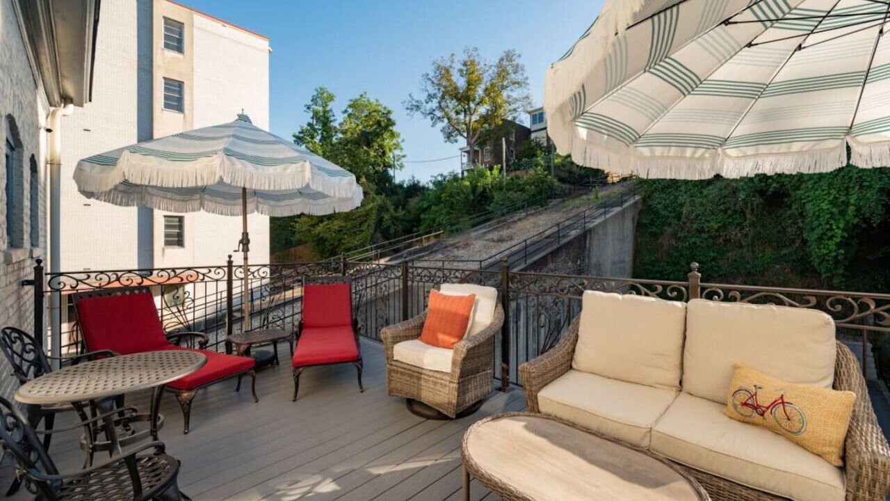 Photo of Patio Balcony in Central Business District