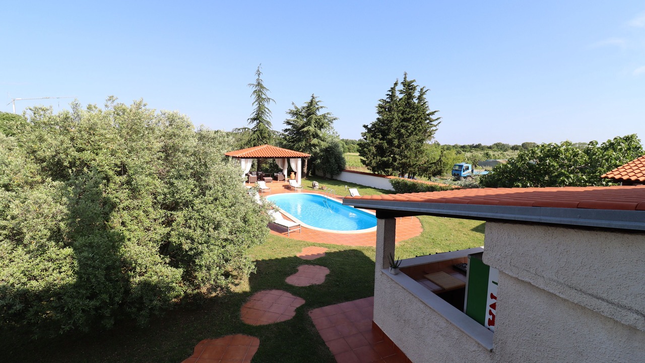 Photo of Outdoor in Muntic