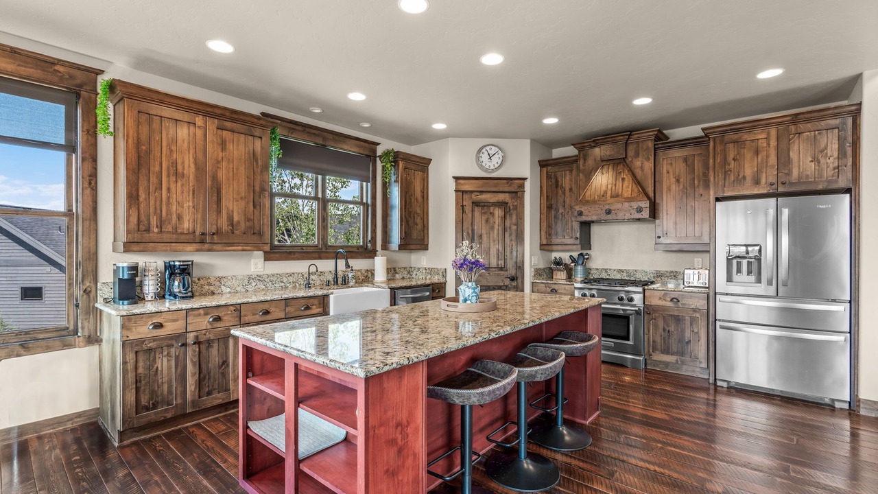 Photo of Kitchen in Powell Butte