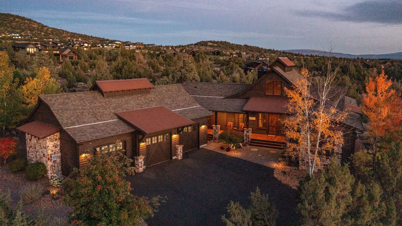 Photo of Outdoor in Powell Butte