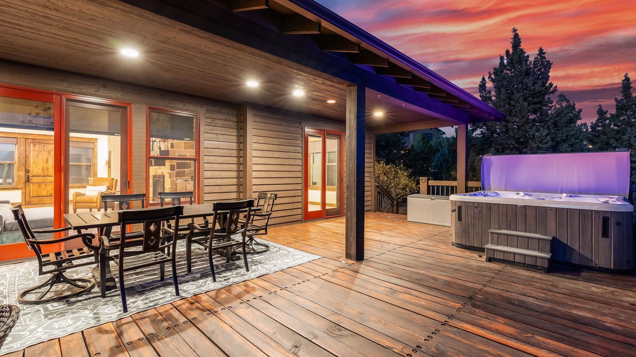 Photo of Outdoor in Powell Butte