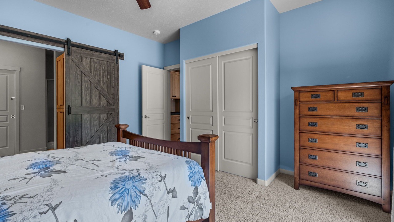 Photo of Bedroom in Redmond