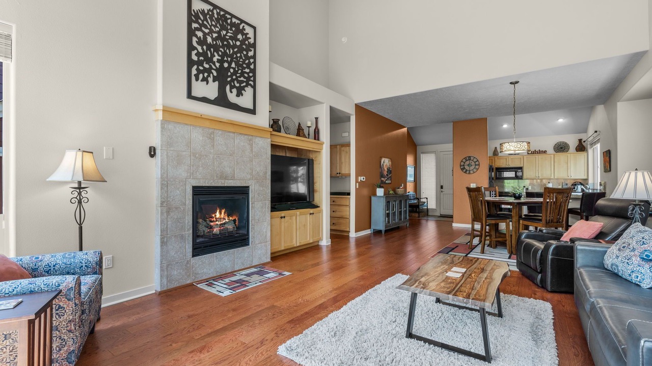 Photo of Livingroom in Redmond