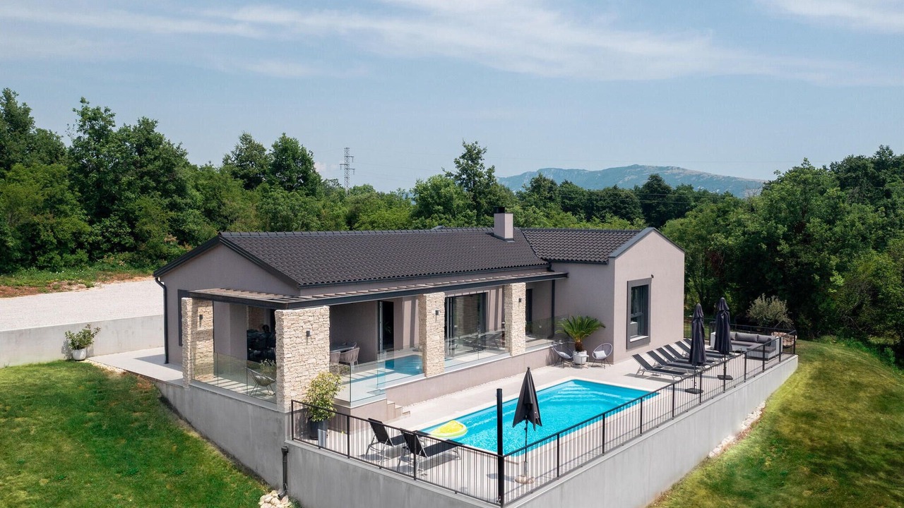 Photo of Outdoor in Nedescina