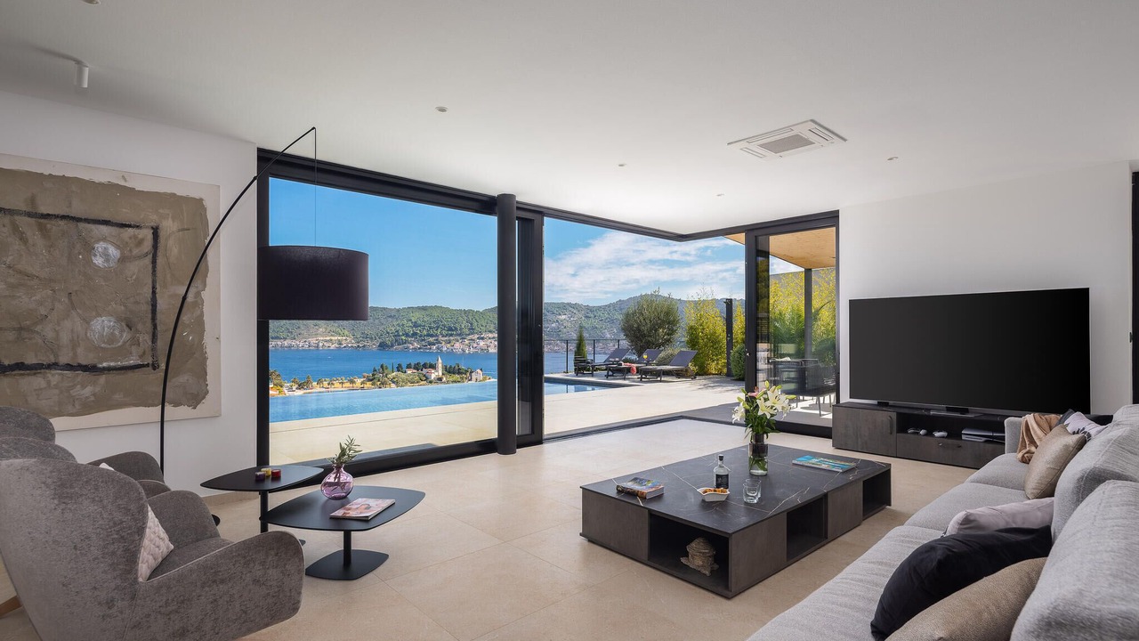 Photo of Bedroom in Cove Rogacic