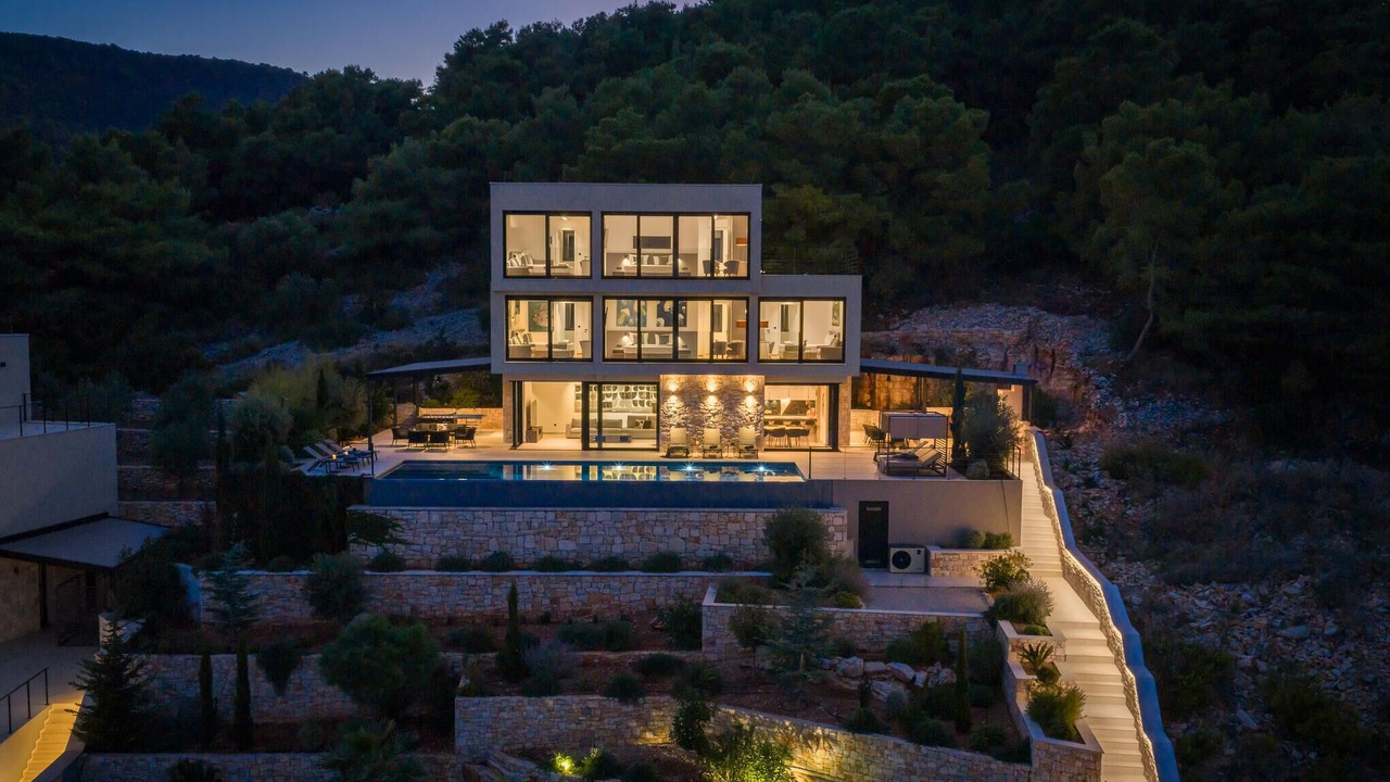 Photo of Outdoor in Cove Rogacic