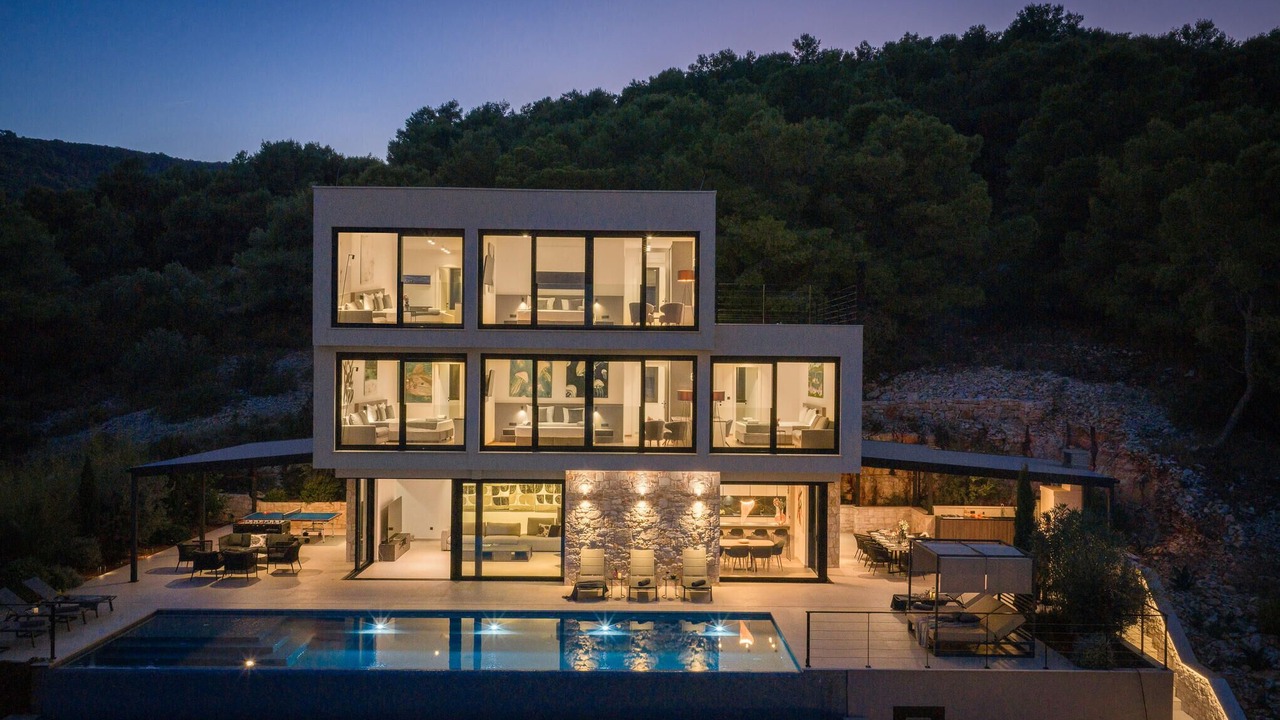 Photo of Outdoor in Cove Rogacic