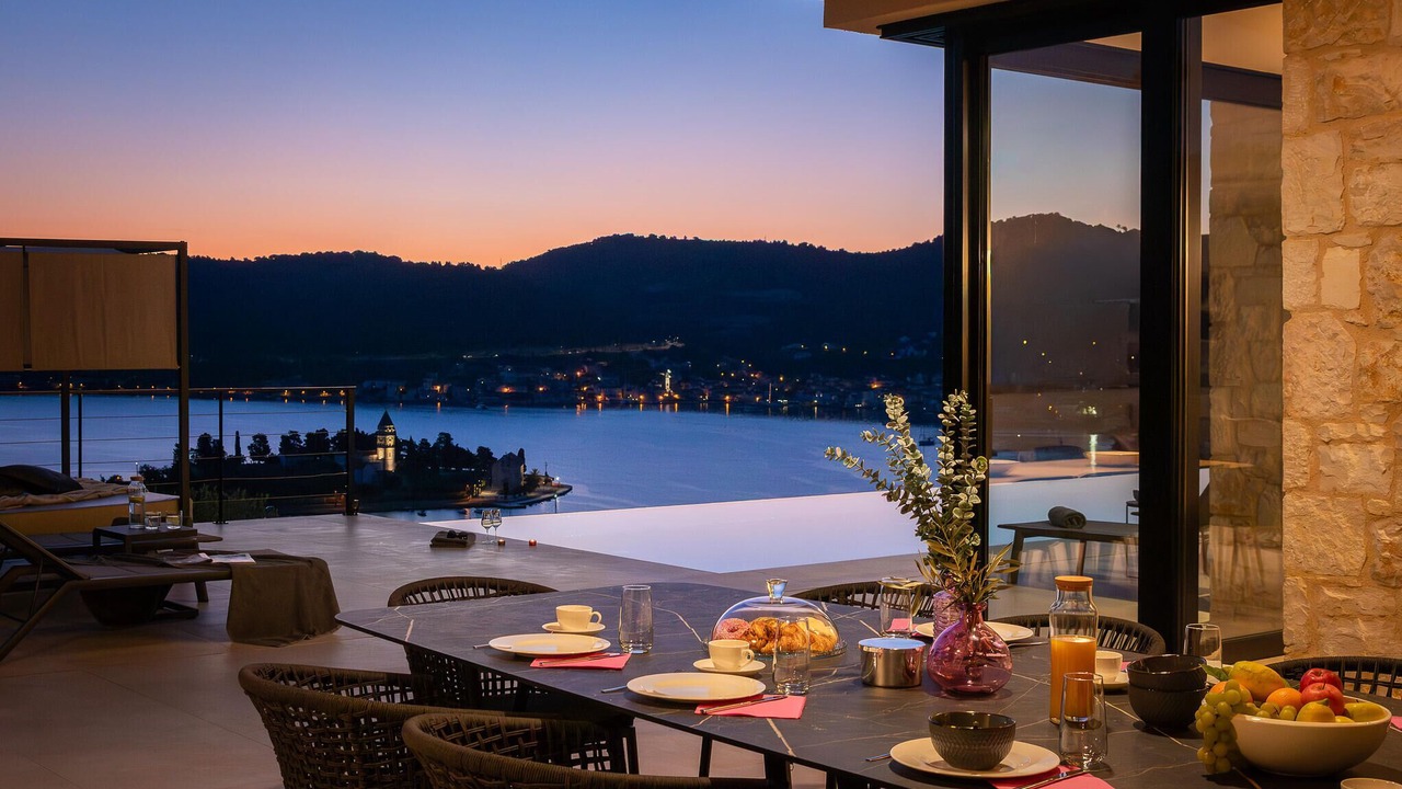 Photo of Outdoor in Cove Rogacic