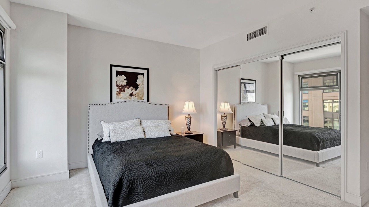Photo of Bedroom in Marina District