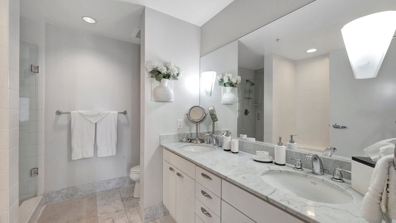 Photo of Bathroom in Marina District
