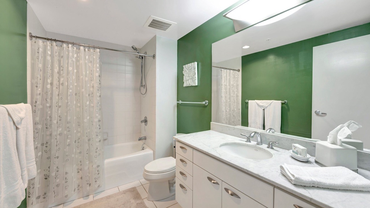 Photo of Bathroom in Marina District