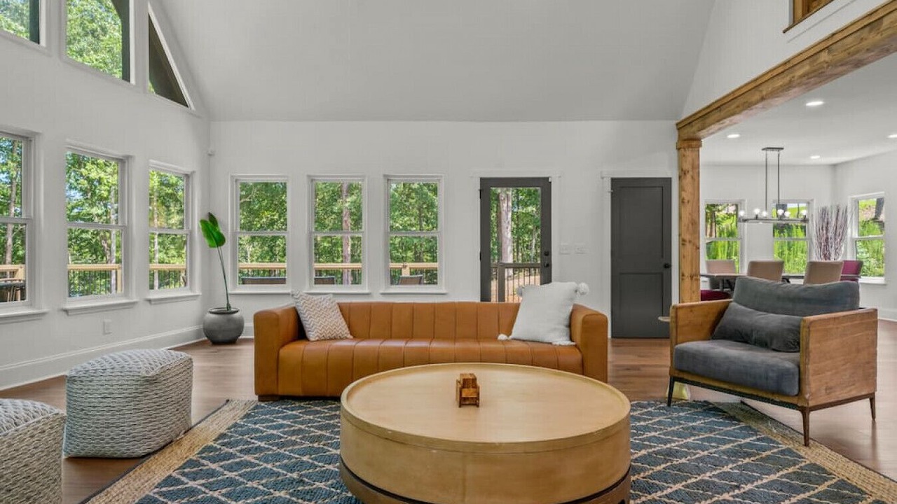 Photo of Livingroom in Gainesville