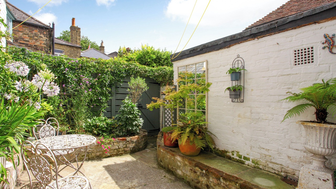 Photo of Outdoor in Sandwich