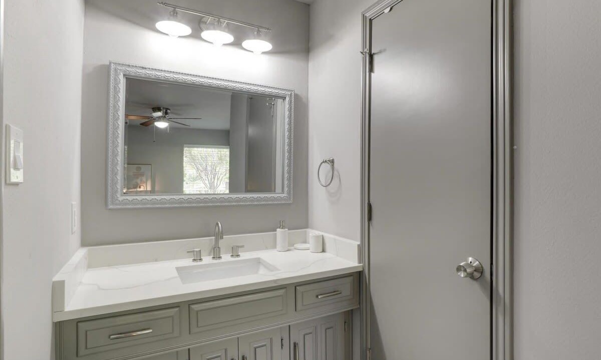 Photo of Bathroom in Rockwall