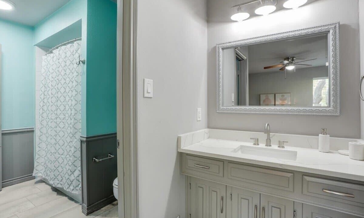 Photo of Bathroom in Rockwall
