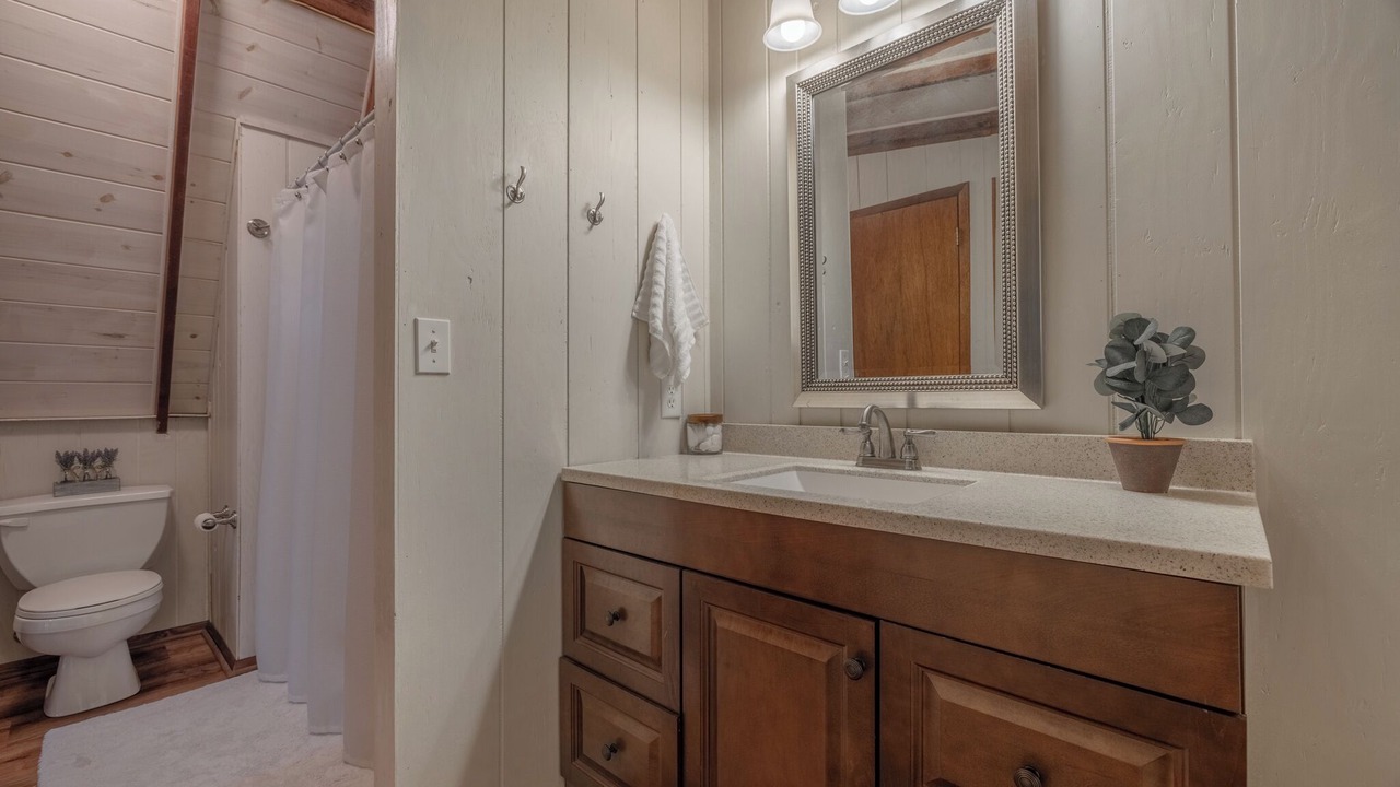 Photo of Bathroom in Innsbrook
