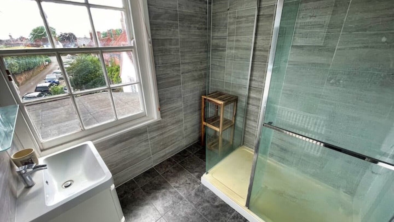 Photo of Bathroom in Crondall