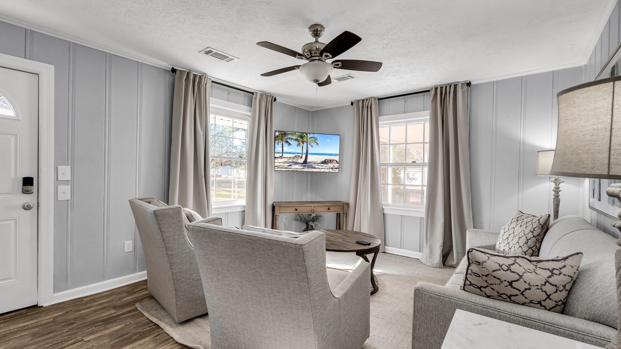 Photo of Livingroom in Starkville