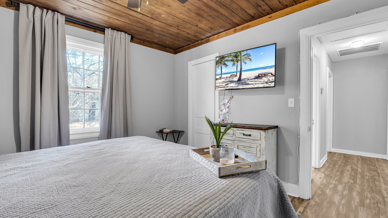 Photo of Bedroom in Starkville