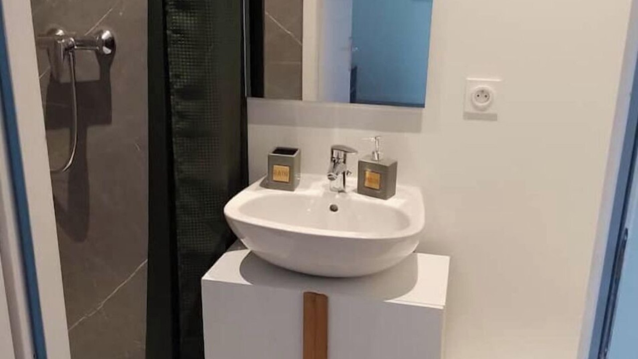 Photo of Bathroom in Saint-Ambroix