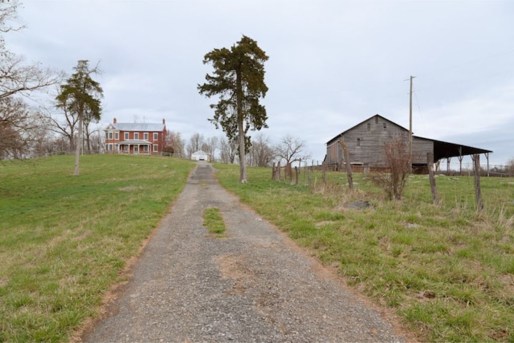 Photo of Outdoor in Weyers Cave