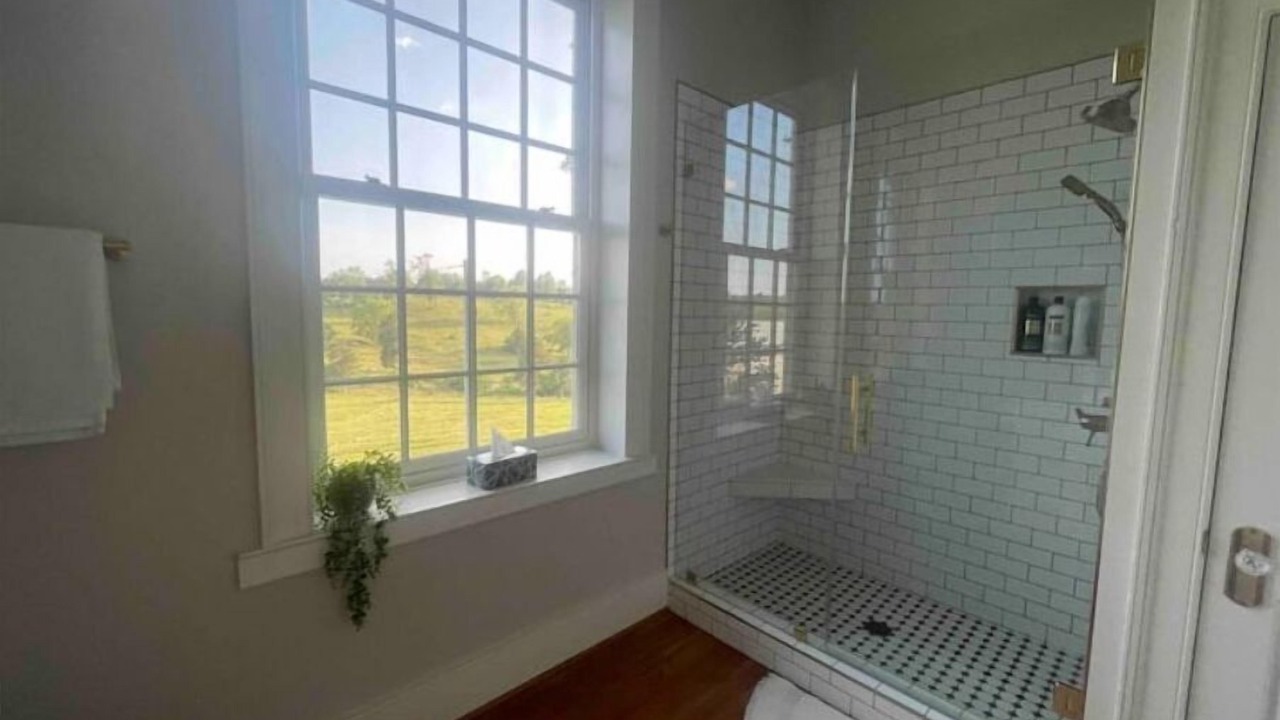 Photo of Bathroom in Weyers Cave