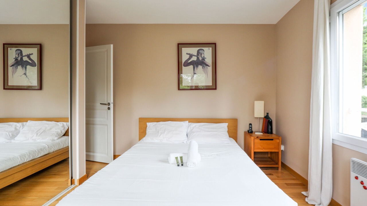 Photo of Bedroom in Saint-Cloud