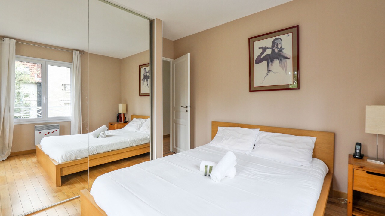Photo of Bedroom in Saint-Cloud