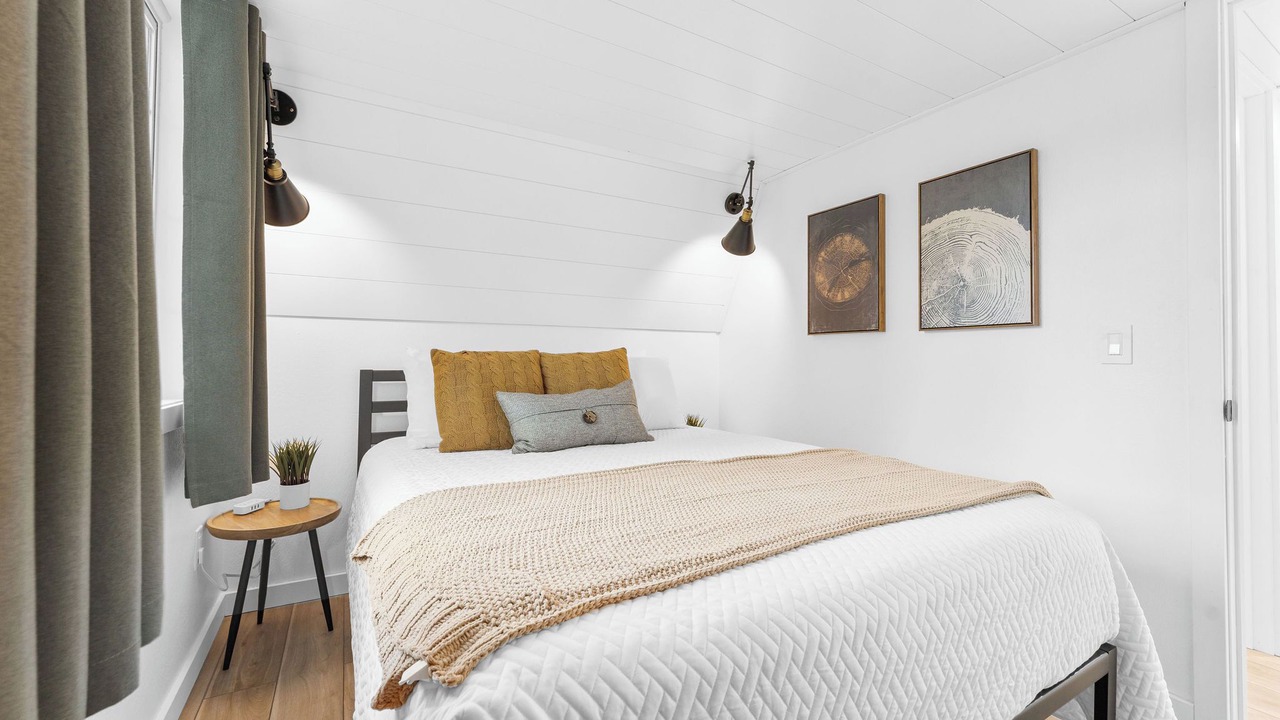 Photo of Bedroom in Lampe