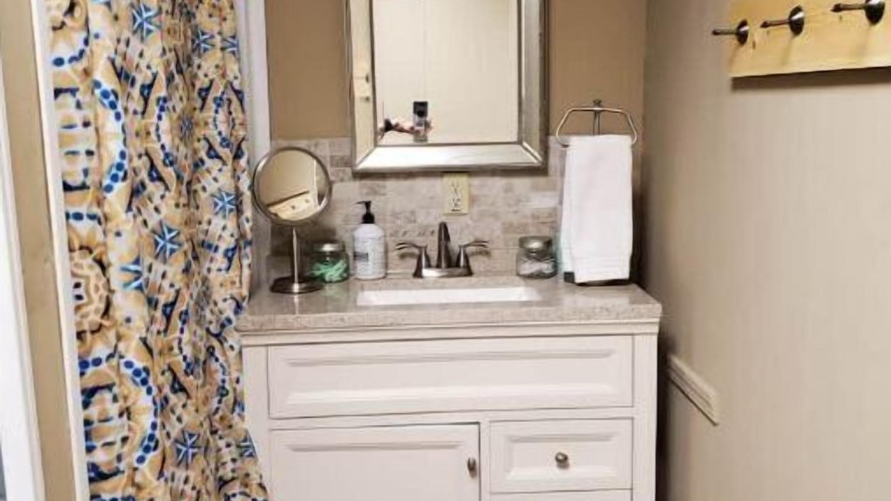 Photo of Bathroom in Auburn