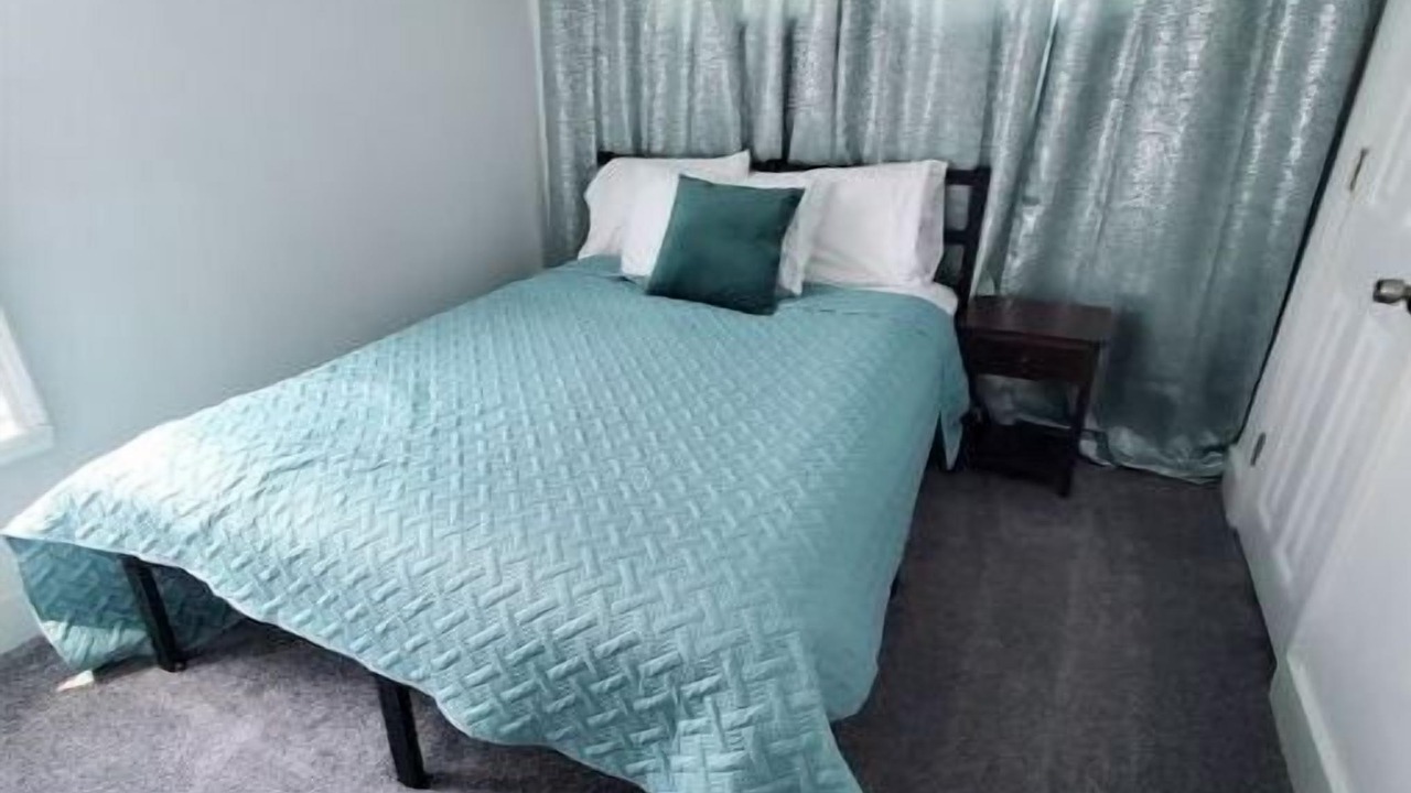 Photo of Bedroom in Auburn