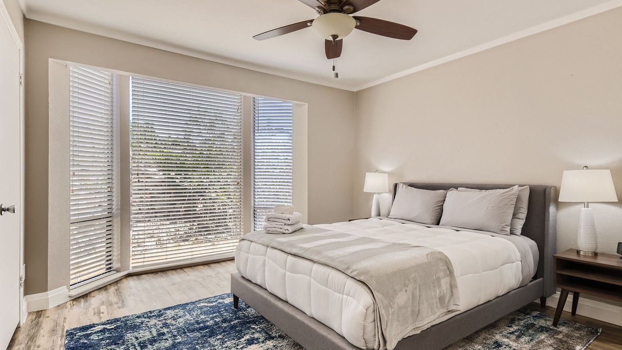 Photo of Bedroom in Lakeway