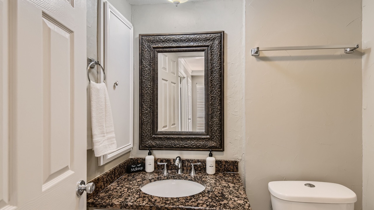 Photo of Bathroom in Lakeway