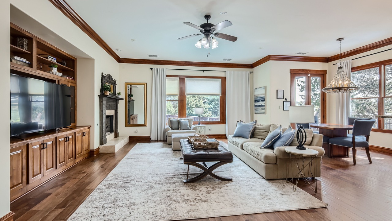 Photo of Livingroom in Travis Heights