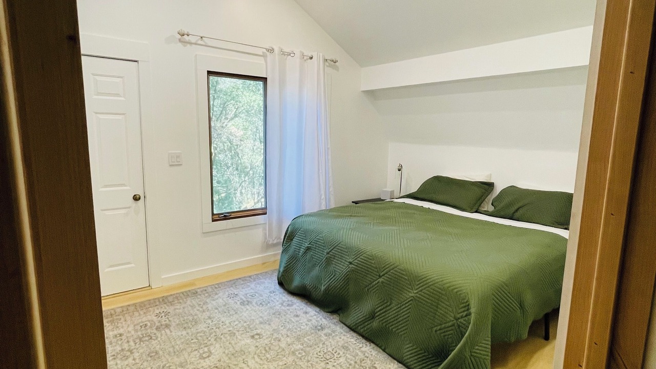 Photo of Bedroom in Shenandoah Valley