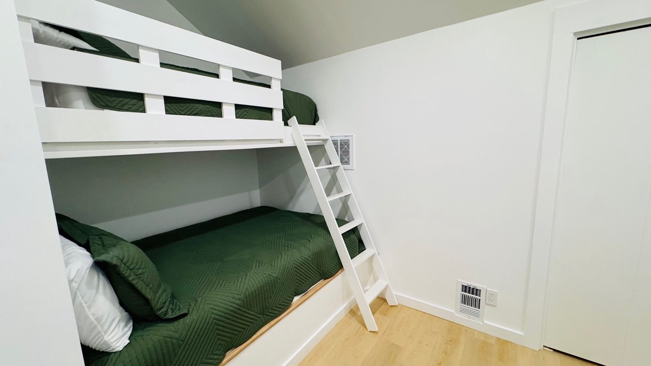 Photo of Bedroom in Shenandoah Valley