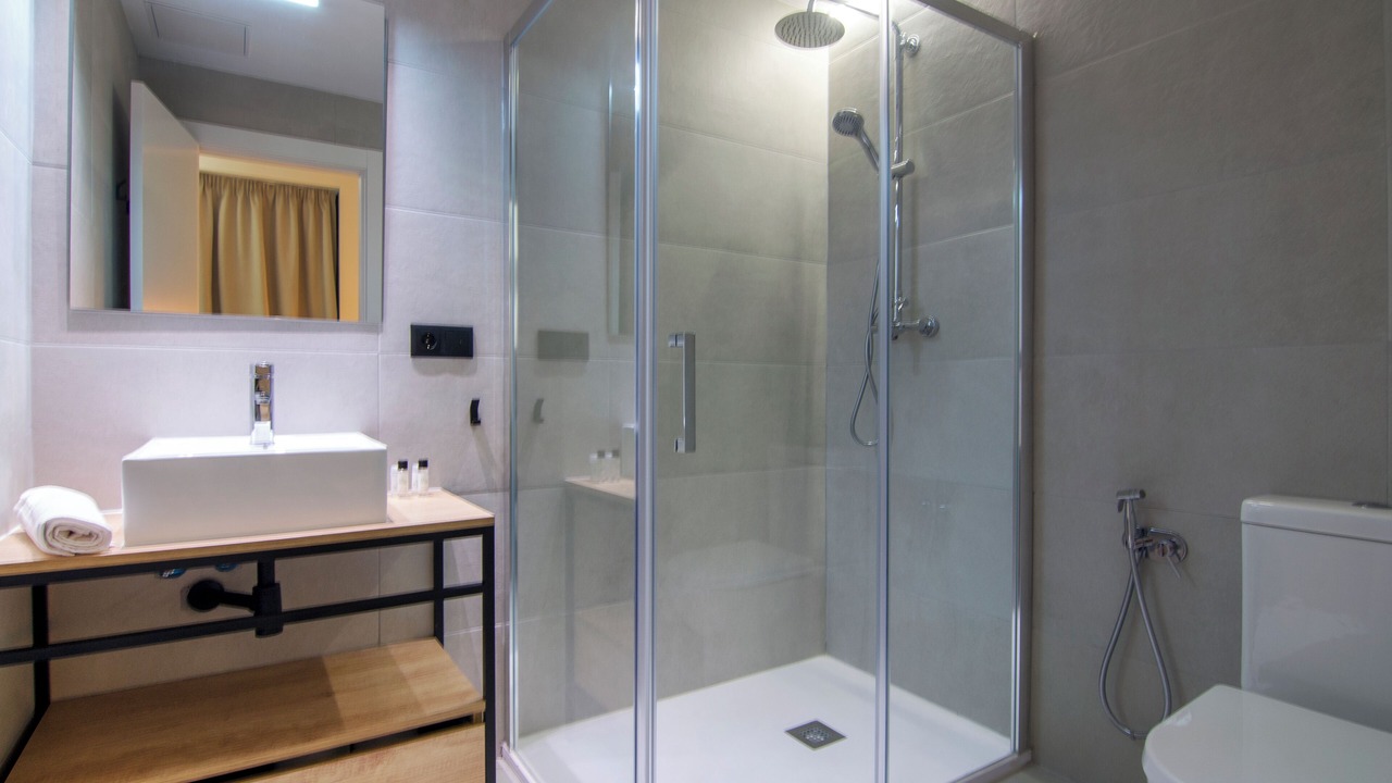 Photo of Bathroom in Montolivet