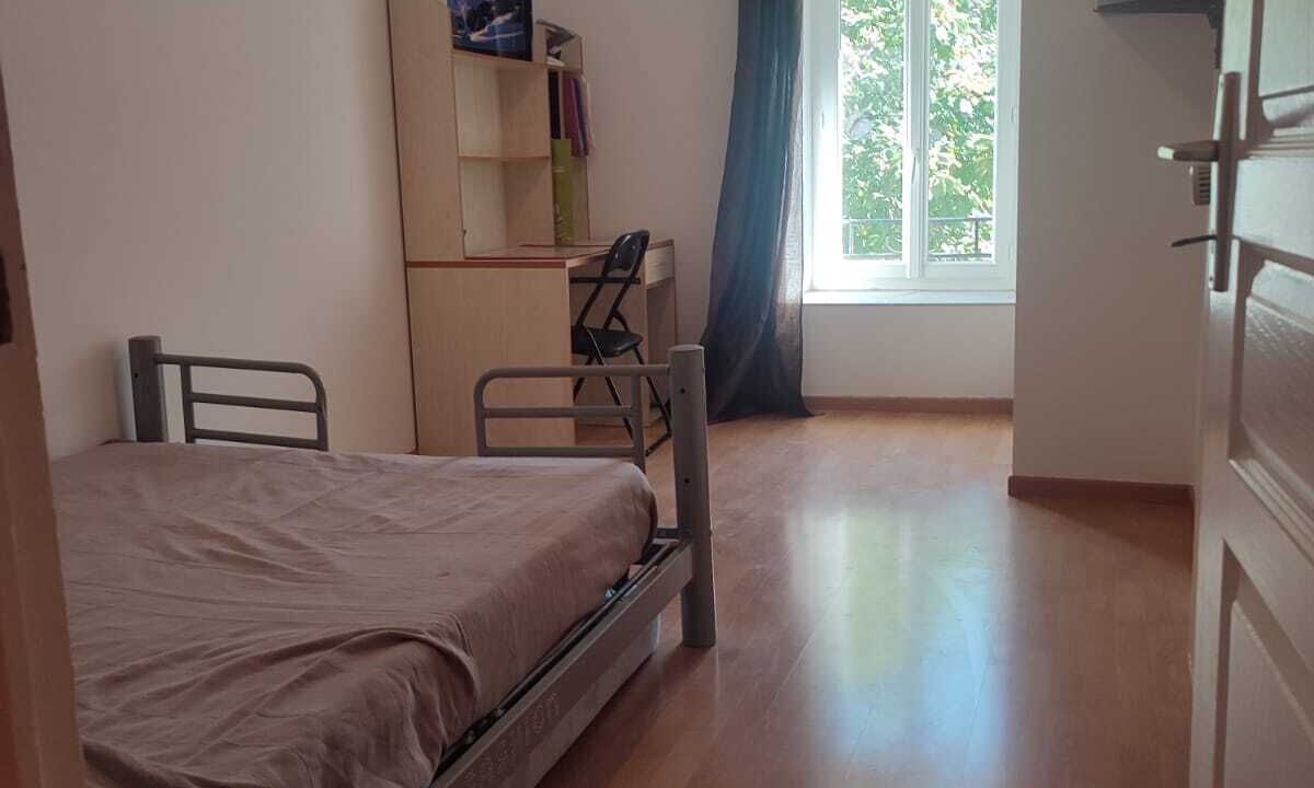 Photo of Bedroom in Saint-Laurent-du-Cros