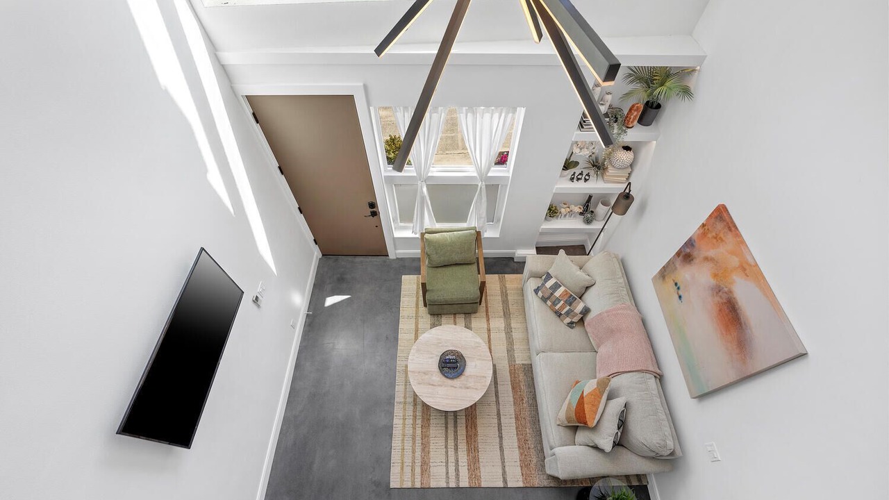Photo of Livingroom in Lower Queen Anne