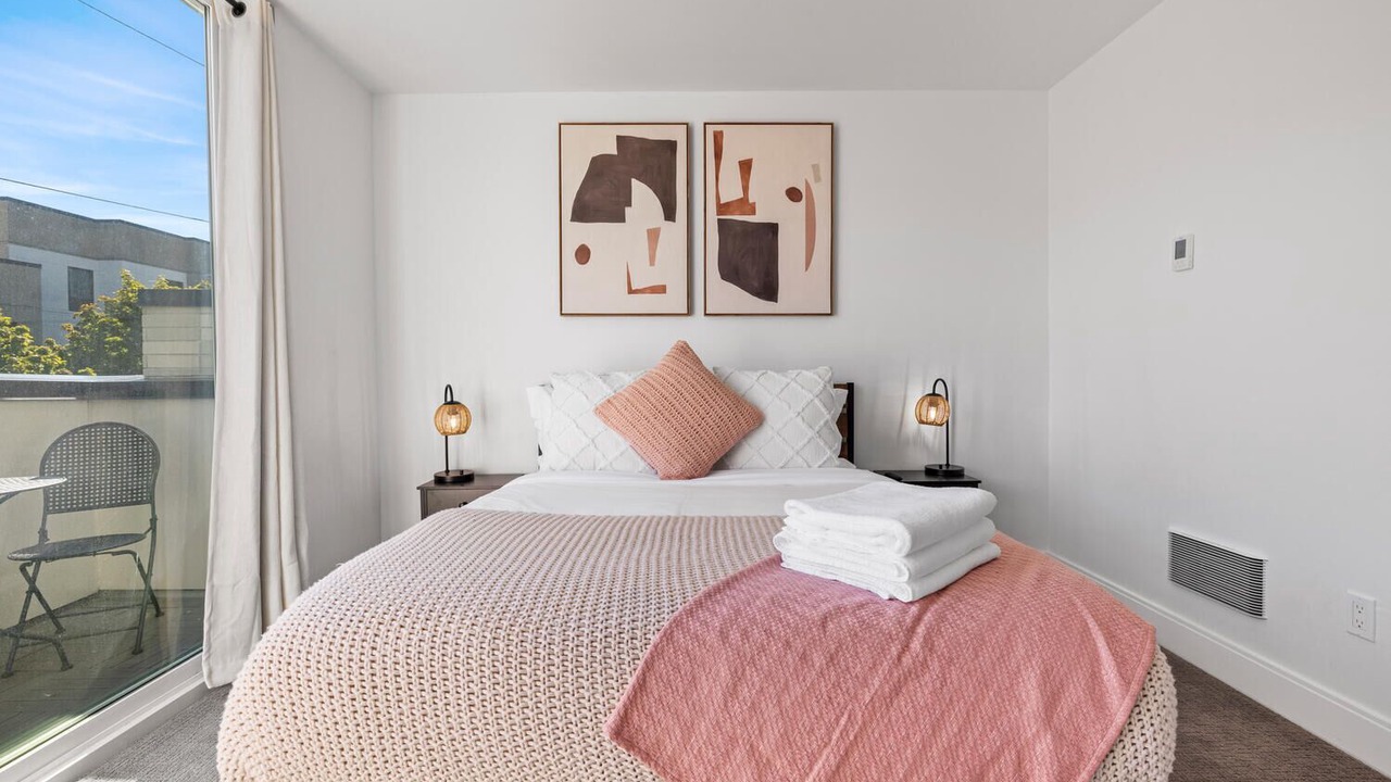 Photo of Bedroom in Lower Queen Anne